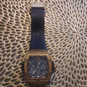 Hublot Black and Gold Men's Watch